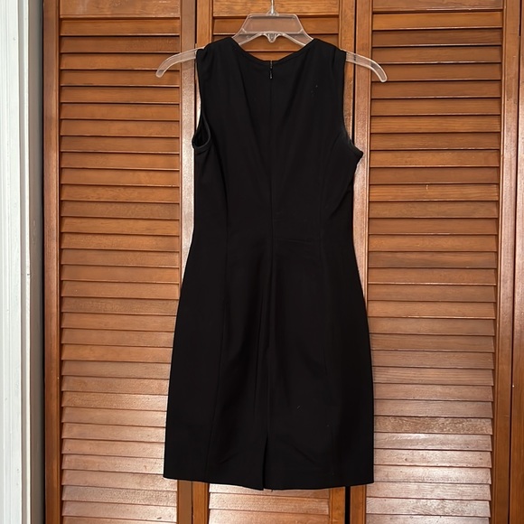 Banana Republic Suiting Dress - Picture 6 of 7